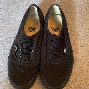 Black Vans size 7